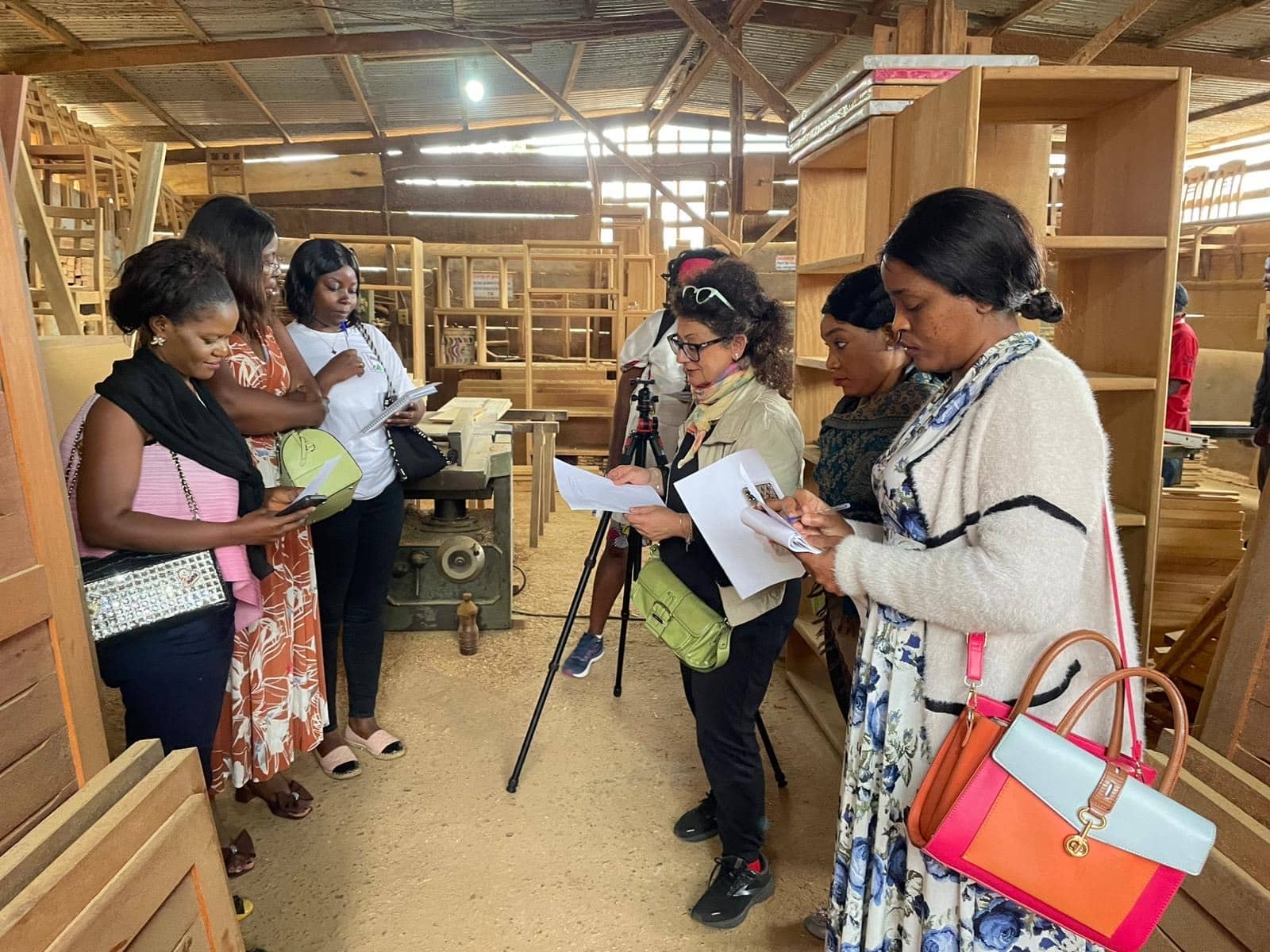 Groupe de personnes volontaires au Cameroun